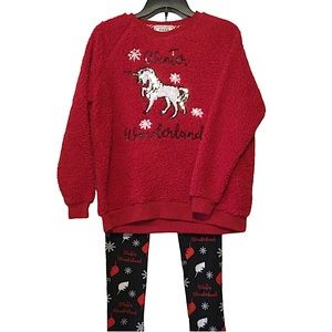 POOF sz Medium Juniors Pajama Set Winter Themed 2 Piece Set Fluffy Top Red + NWT